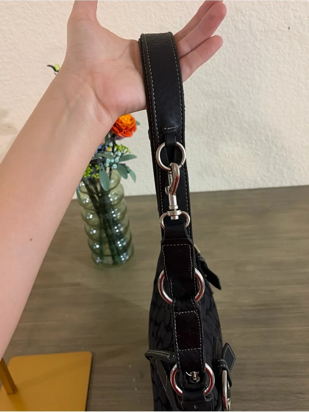 Coach 3574 Signature Shoulder Bag Black Canvas/Leather/Suede